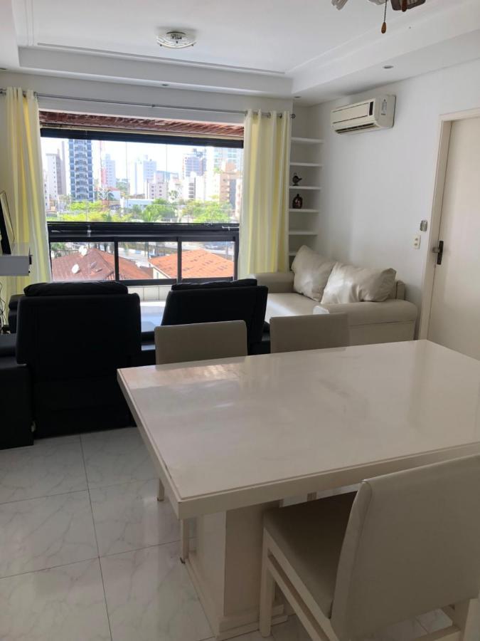 Apartamento Com Varanda E Suite Enseada Γκουαρούχα Εξωτερικό φωτογραφία