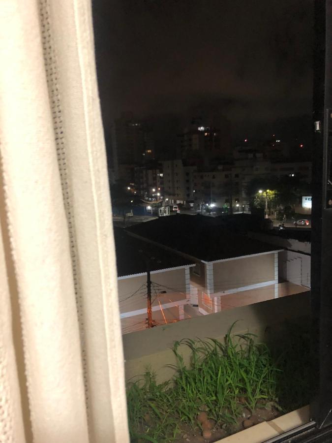 Apartamento Com Varanda E Suite Enseada Γκουαρούχα Εξωτερικό φωτογραφία