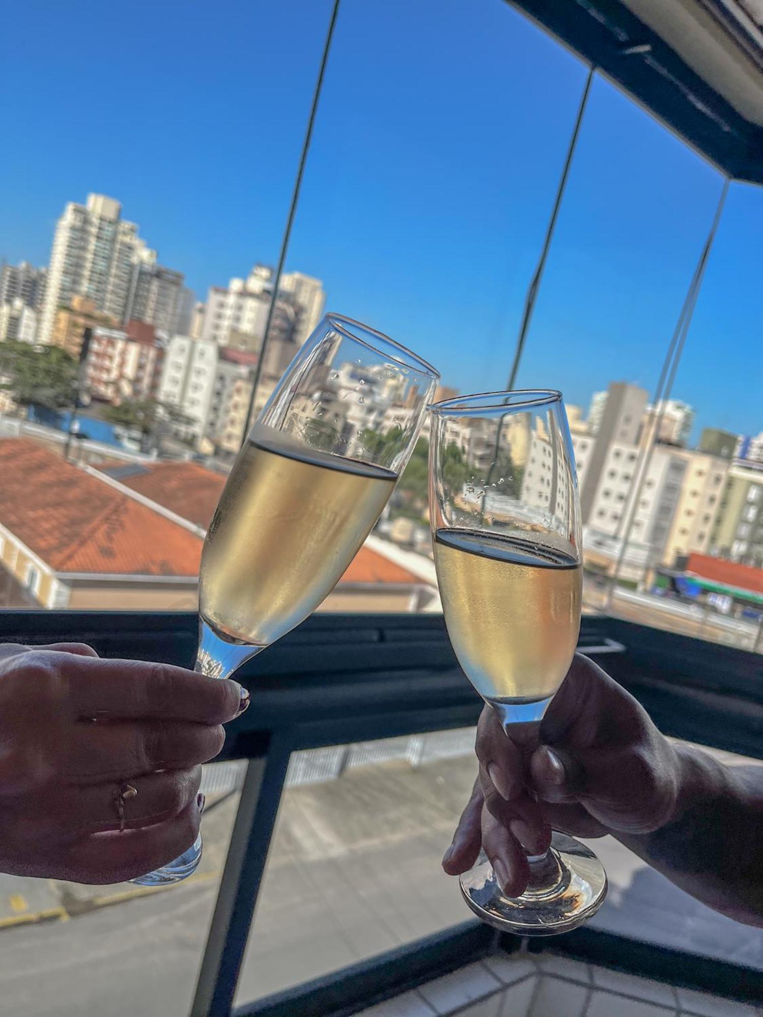 Apartamento Com Varanda E Suite Enseada Γκουαρούχα Εξωτερικό φωτογραφία